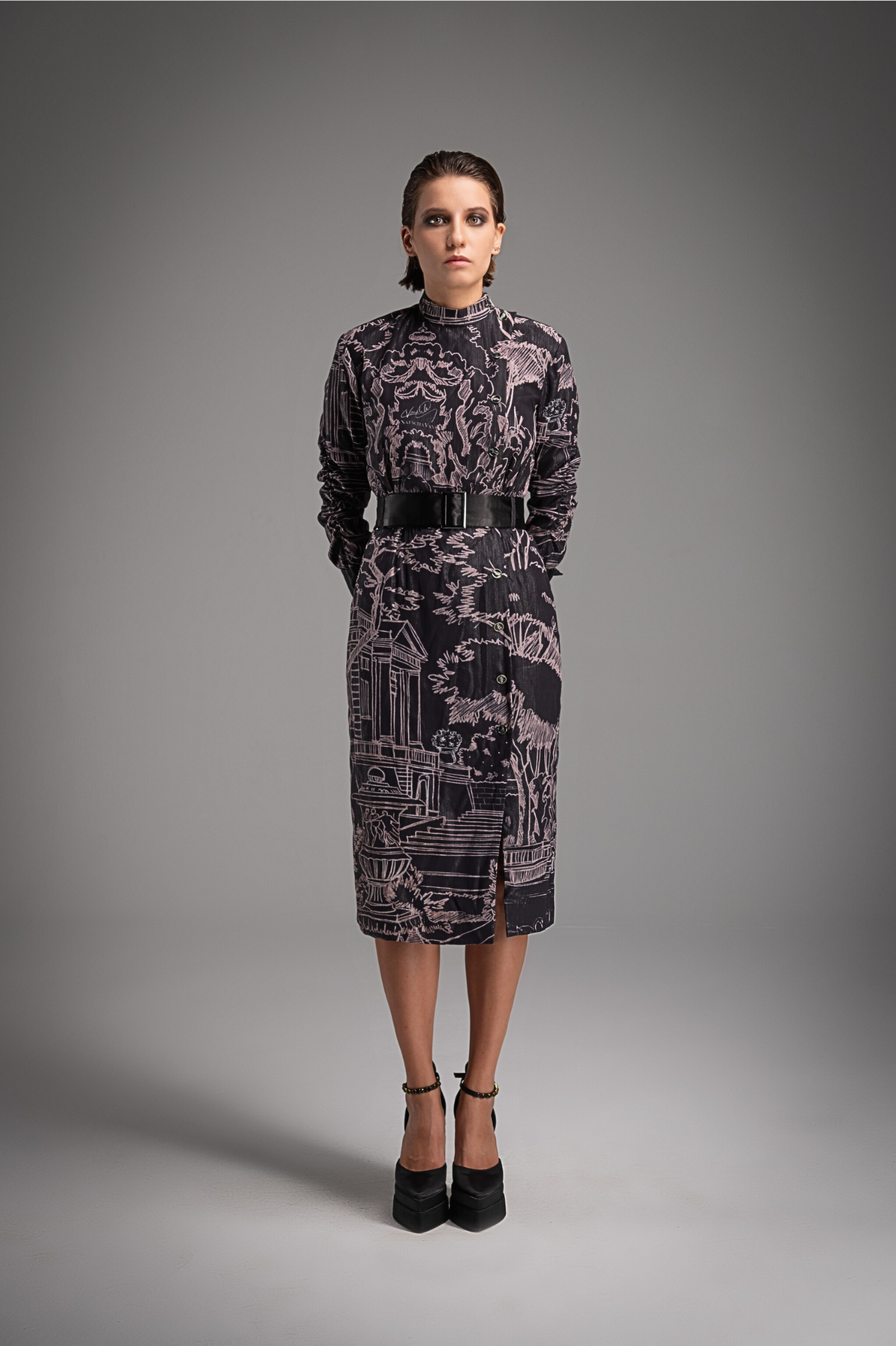 Iconic Print Tailored Midi Dress - Midnight Black