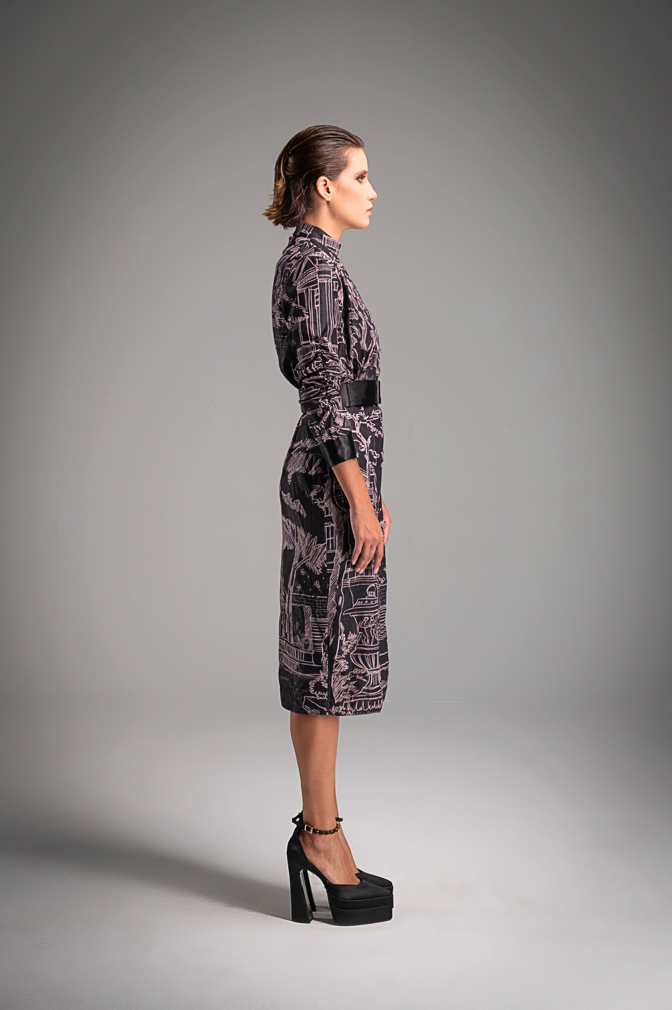 Iconic Print Tailored Midi Dress - Midnight Black